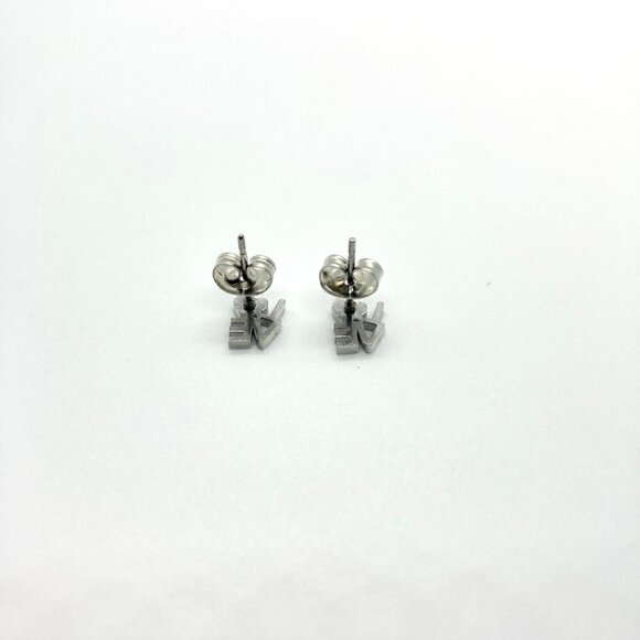 SILVER Love Heart Earring Pair - Picture 7 of 9